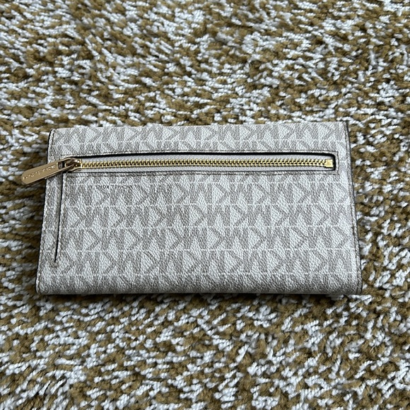 Michael kors - Picture 2 of 8